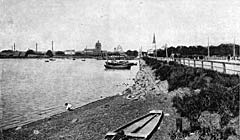 Вид Кронштадта с пароходных пристаней. Кронштадт.