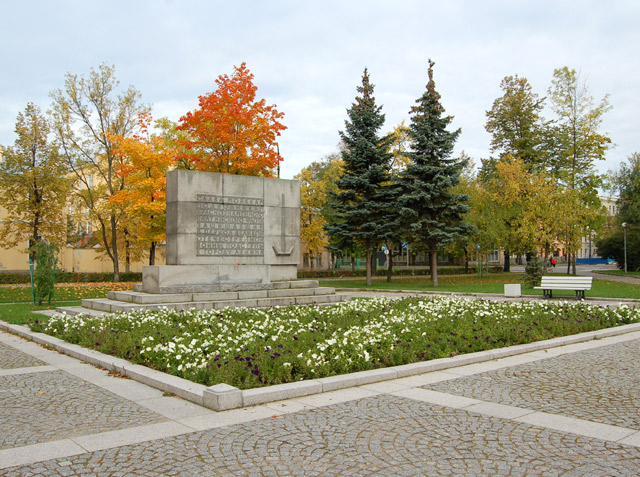 Памятник Героям-подводникам Великой Отечественной войны в Кронштадте