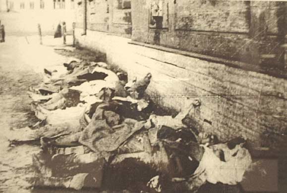 Погибшие красноармейцы в дни кронштадтских событий. 1921 г.