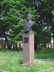 Памятник А. С. Попову. Кронштадт.